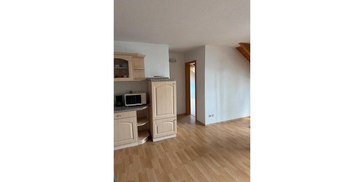 Etagenwohnung Schmölln - 1 Zimmer, 46 m&sup2;, 399&euro; | Angebot:26444477