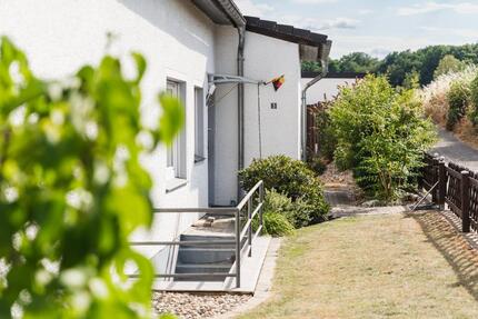 Voll möbliertes Ferienhaus Bungalow – 3 Zimmer, Küche, Bad-GWC 3 zimmer