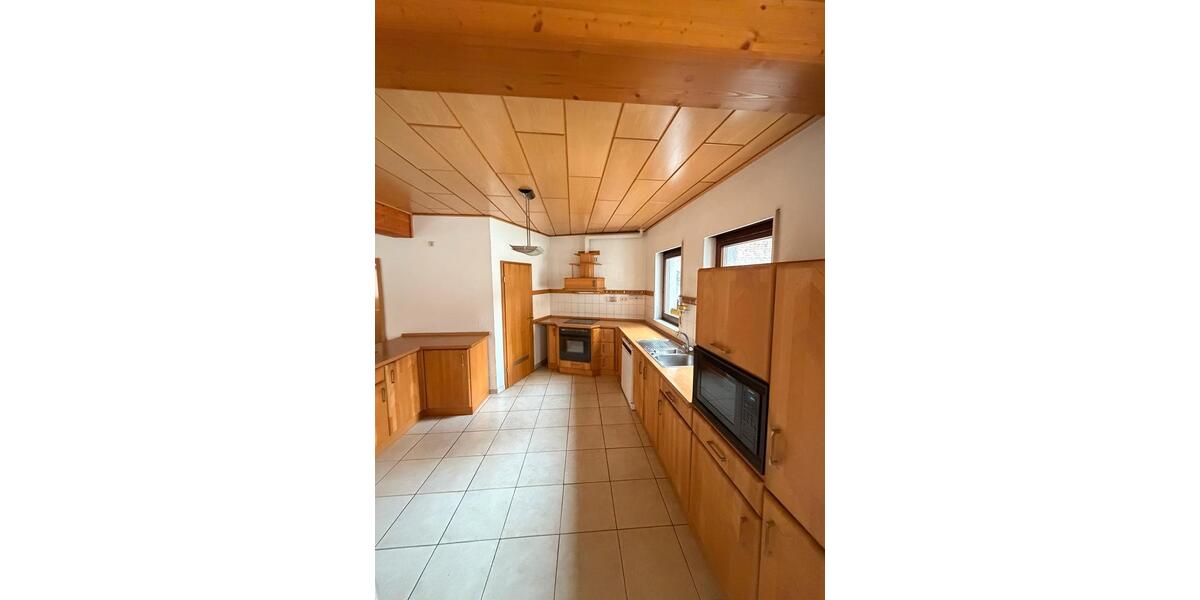 Gepflegtes Einfamilienhaus mit 3 Garagen in Mannheim-Käfertal 4 zimmer