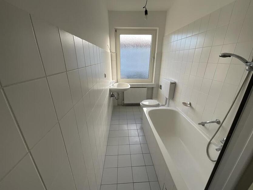 Renovierte, geräumige 3-ZKB-Wohnung in unmittelbarer Citynähe zu vermieten! zimmer