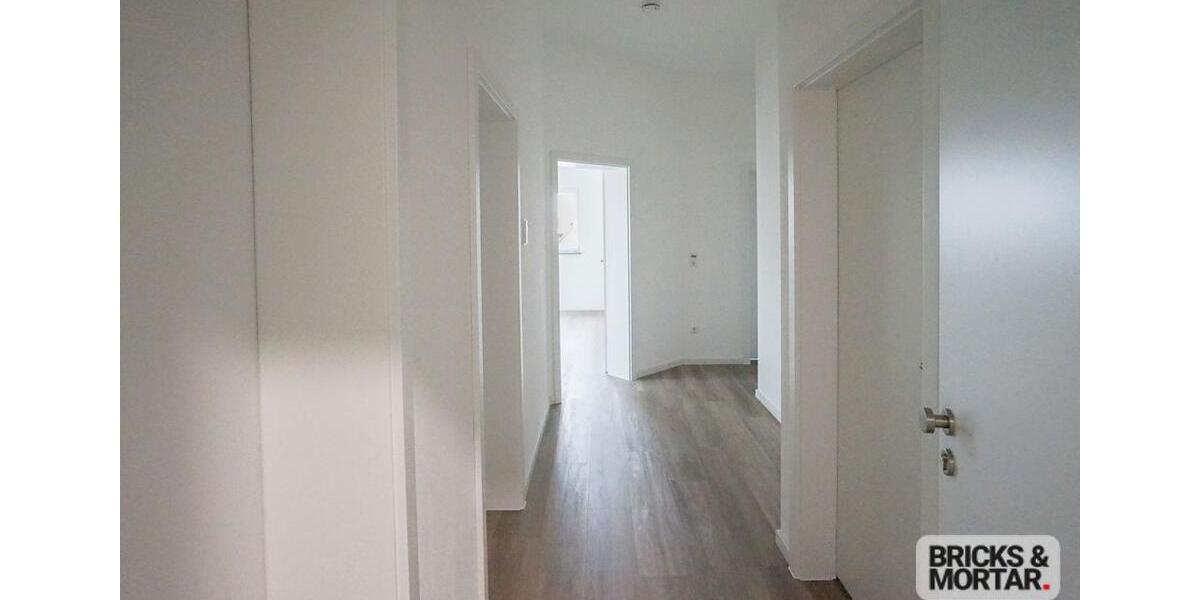 Dachgeschoßwohnung Deiningen - 4 Zimmer, 95 m&sup2;, 1.060&euro; | Angebot:23880826
