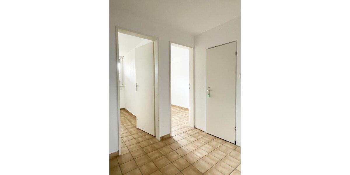 Etagenwohnung Jever - 4 Zimmer, 86 m&sup2;, 950&euro; | Angebot:25960960