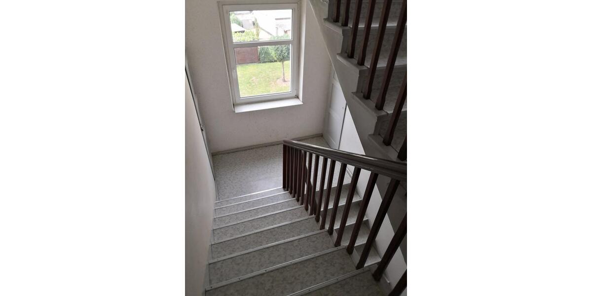 Dachgeschoßwohnung Halberstadt - 2 Zimmer, 48 m&sup2;, 300&euro; | Angebot:26517379