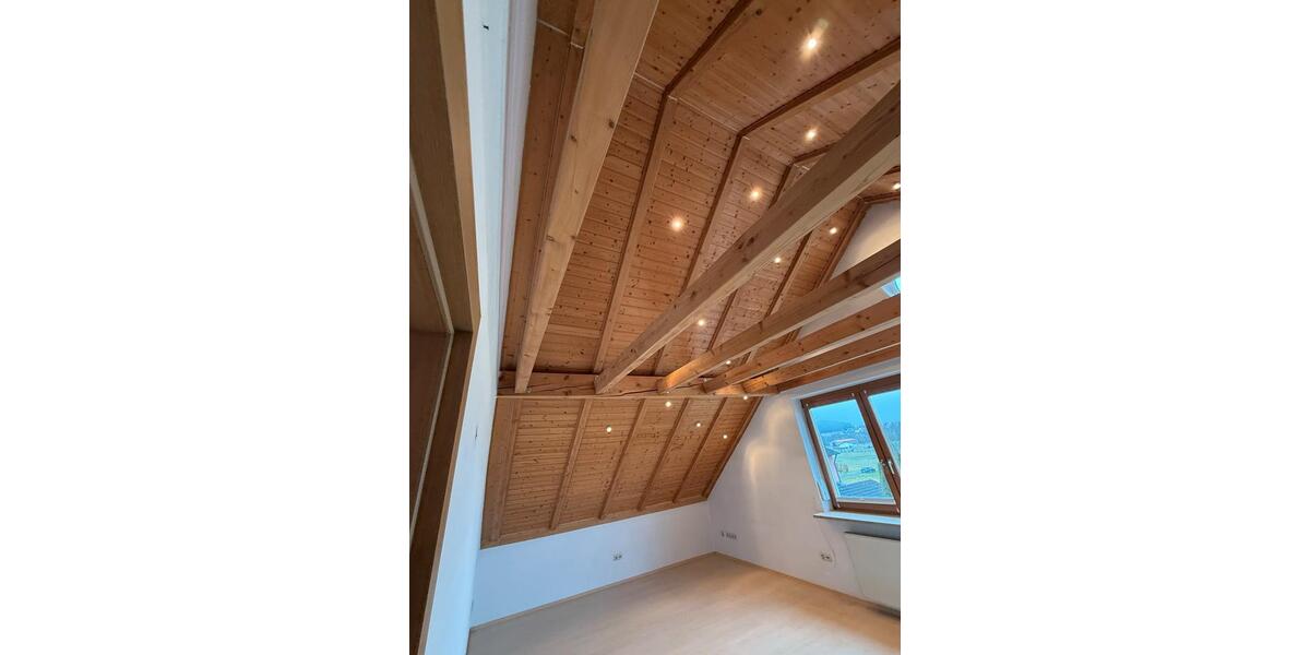 Dachgeschoßwohnung Wernberg-Köblitz Köblitz - 3 Zimmer, 127 m&sup2;, 980&euro; | Angebot:26049406