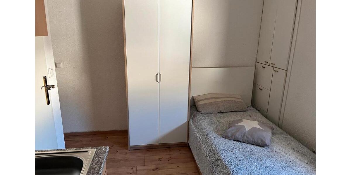 Etagenwohnung Hanau Großauheim - 1 Zimmer, 14 m&sup2;, 600&euro; | Angebot:26503036