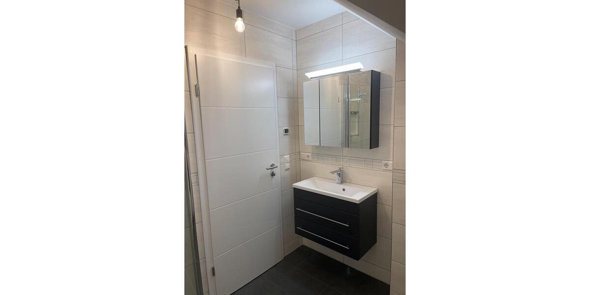 Dachgeschoßwohnung Ostfildern - 2 Zimmer, 45 m&sup2;, 1.000&euro; | Angebot:26414229