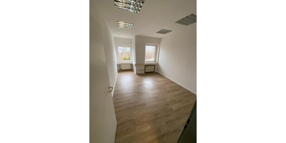 Gewerbeobjekt Tübingen Lustnau - 2.200&euro; | Angebot:24075665