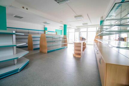 Startklar und voll eingerichtet – helle Gewerbefläche mit vielfältigem Nutzungspotenzial zimmer