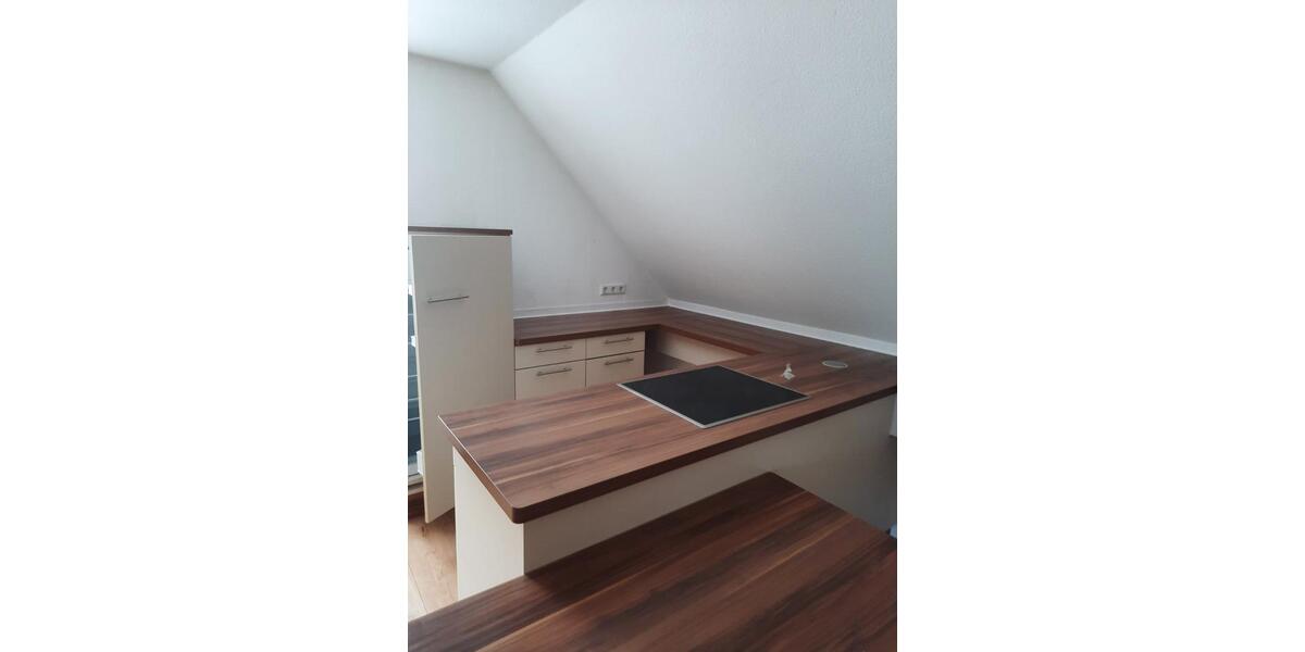 Dachgeschoßwohnung Groß Quenstedt - 2 Zimmer, 57 m&sup2;, 300&euro; | Angebot:25712325