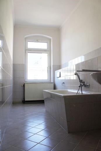 Etagenwohnung Berlin Mitte - 3 Zimmer, 71 m&sup2;, 355&euro; | Angebot:27656268