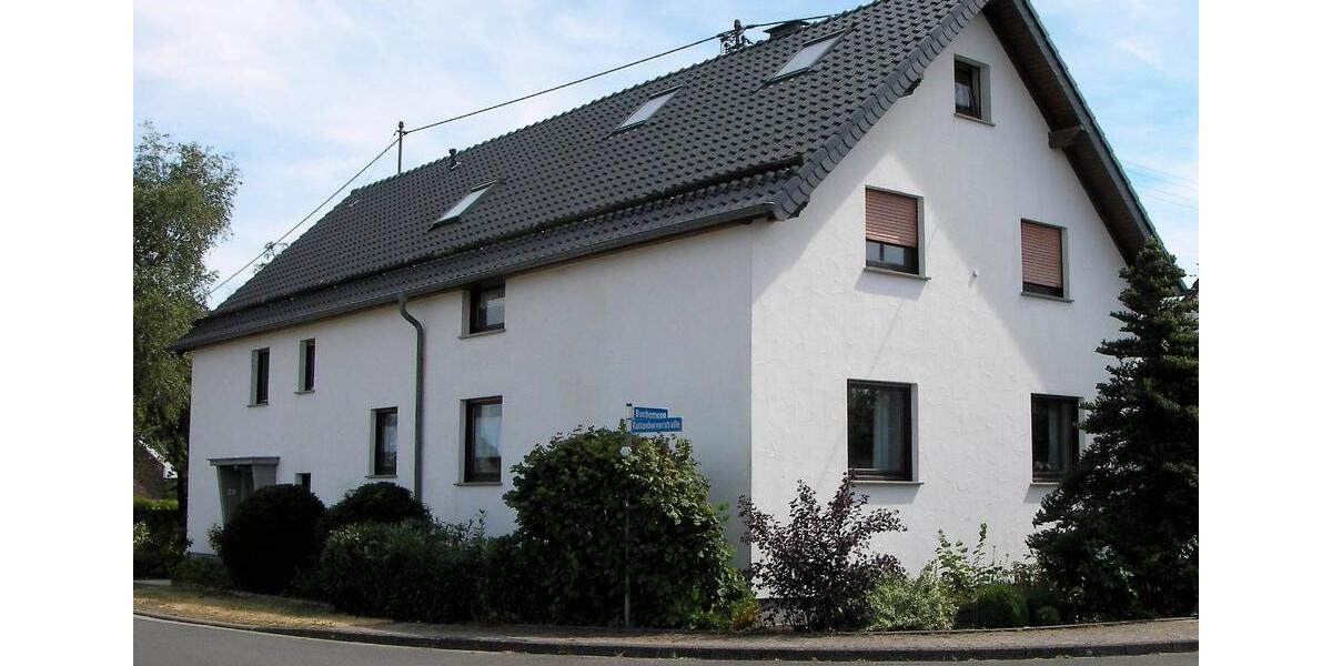 Einfamilienhaus Schuld - 6 Zimmer, 156 m&sup2;, 1.350&euro; | Angebot:26580271