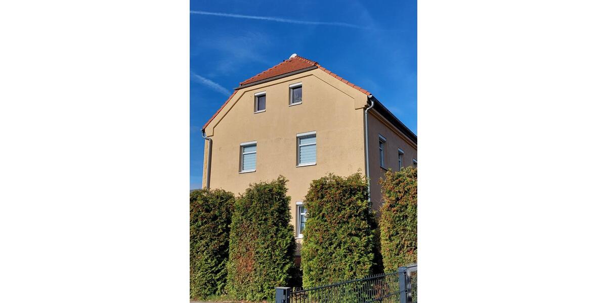 Dachgeschoßwohnung Großröhrsdorf - 3 Zimmer, 66 m&sup2;, 529&euro; | Angebot:24592773