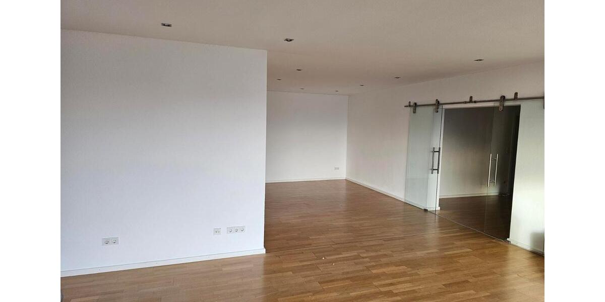 Etagenwohnung Eystrup - 4 Zimmer, 160 m&sup2;, 1.120&euro; | Angebot:18857863