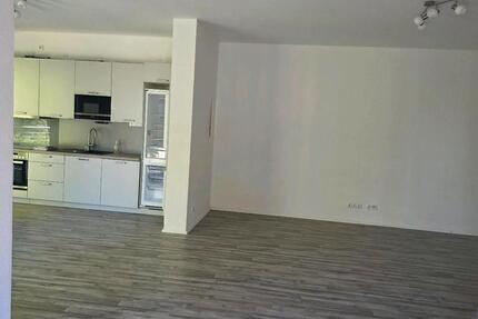 Wohnung Marsberg - 2 Zimmer, 76 m&sup2;, 900&euro; | Angebot:26596475
