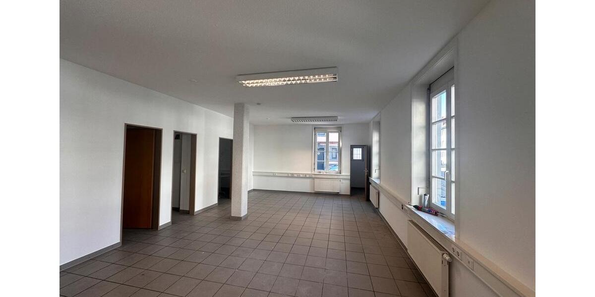 Gewerbeobjekt Rielasingen-Worblingen Worblingen - 1.210&euro; | Angebot:24401435