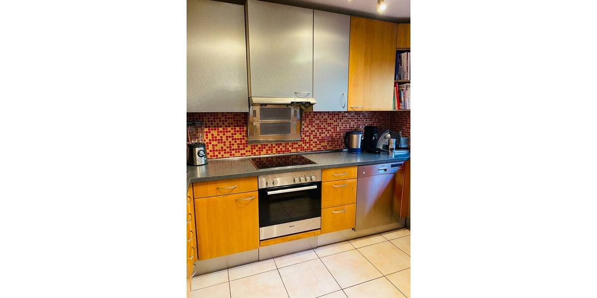Reihenmittelhaus Lörrach - 5 Zimmer, 147 m&sup2;, 1.950&euro; | Angebot:26804049