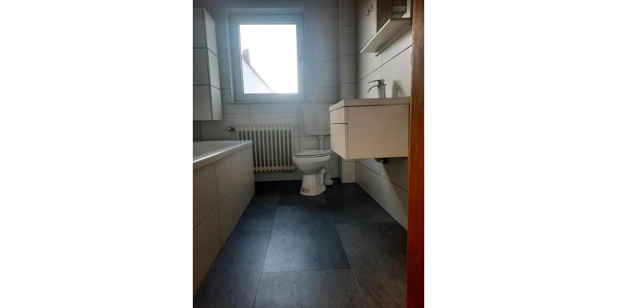 Dachgeschoßwohnung Neustadt (Hessen) - 3.5 Zimmer, 80 m&sup2;, 850&euro; | Angebot:25945234