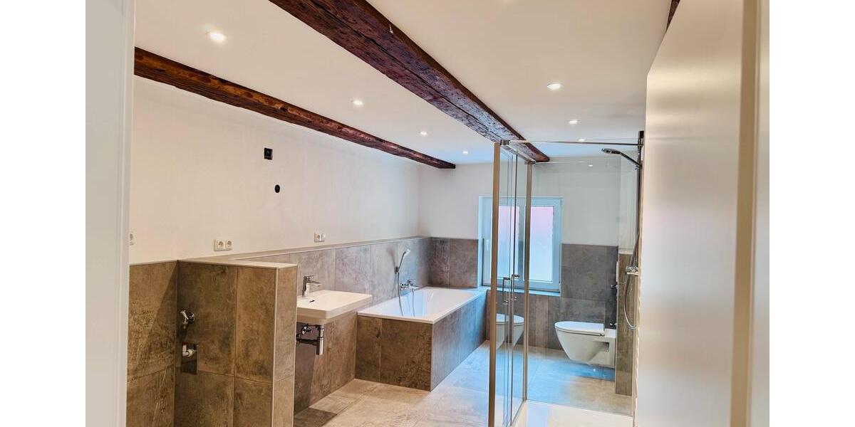 Etagenwohnung Kirchensittenbach - 5 Zimmer, 187 m&sup2;, 1.480&euro; | Angebot:26040539