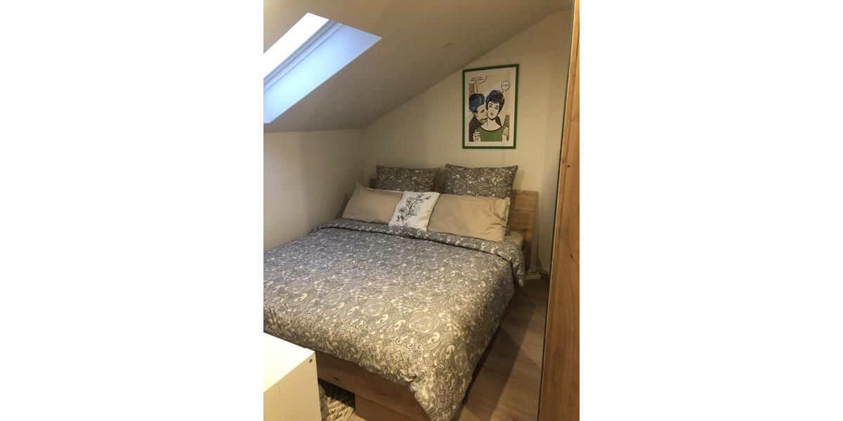 Gemütliche 2 -Zimmer-Dachgeschosswohnung in Freiburg-Oberwiehre 2 zimmer