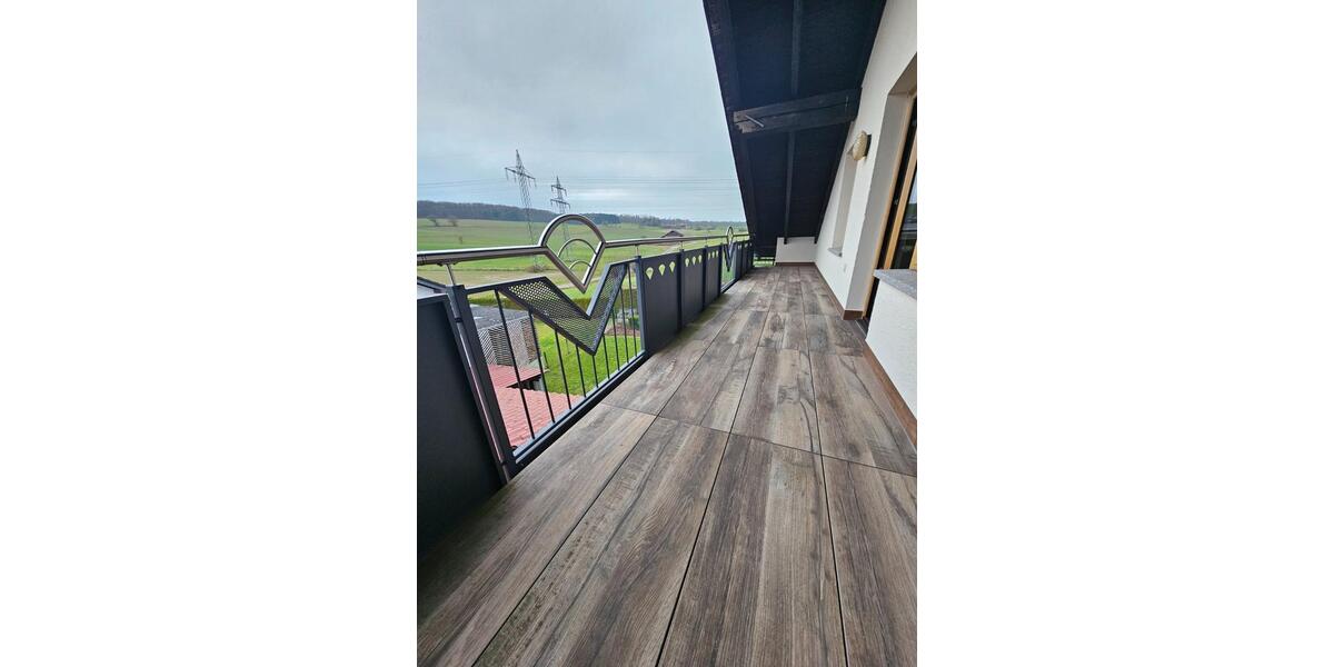 DG-Wohnung mit Balkon, neuer EBK & neuem Bad in Hünfeld-Rückers 3 zimmer