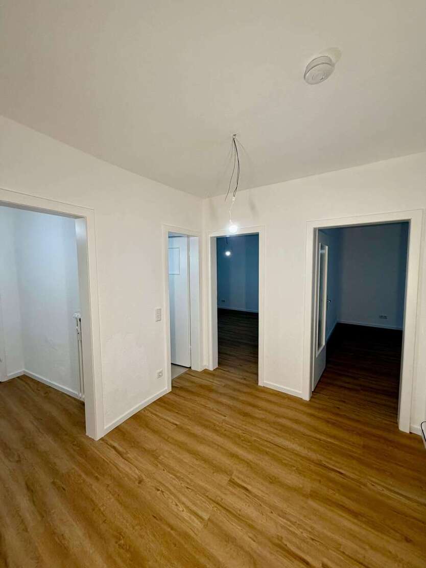 Wohnung zum Mieten in Düsseldorf 1.125 € 67 m² 2 zimmer