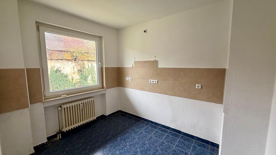 Etagenwohnung Felsberg - 4 Zimmer, 74 m&sup2;, 475&euro; | Angebot:24508143