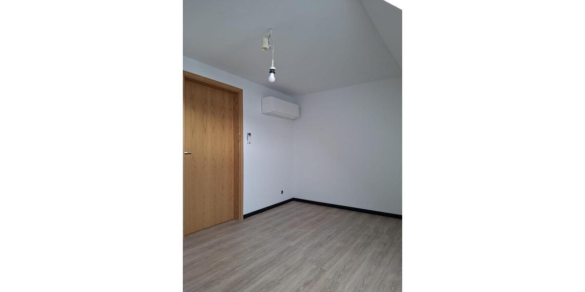 Etagenwohnung Schwallungen - 2 Zimmer, 45 m&sup2;, 350&euro; | Angebot:24719564