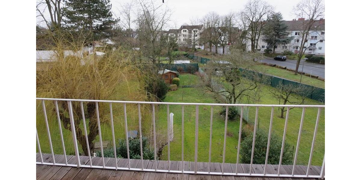 Dachgeschoßwohnung Siegburg - 3 Zimmer, 95 m&sup2;, 900&euro; | Angebot:26620071