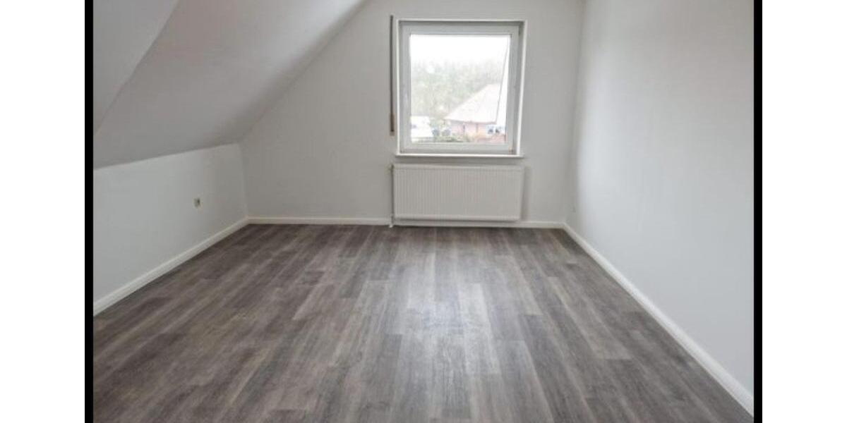 Etagenwohnung Saterland - 3 Zimmer, 100 m&sup2;, 800&euro; | Angebot:26450240