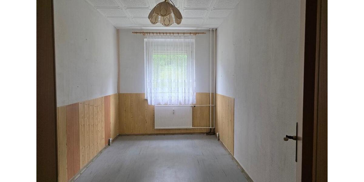Erdgeschoßwohnung Bernstadt auf dem Eigen - 3 Zimmer, 71 m&sup2;, 390&euro; | Angebot:25784350