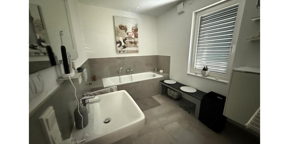 Etagenwohnung Köln Rodenkirchen - 4 Zimmer, 133 m&sup2;, 2.660&euro; | Angebot:26587517