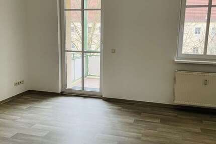 Wohnung Schwarzheide - 3 Zimmer, 75 m&sup2;, 522&euro; | Angebot:25451813