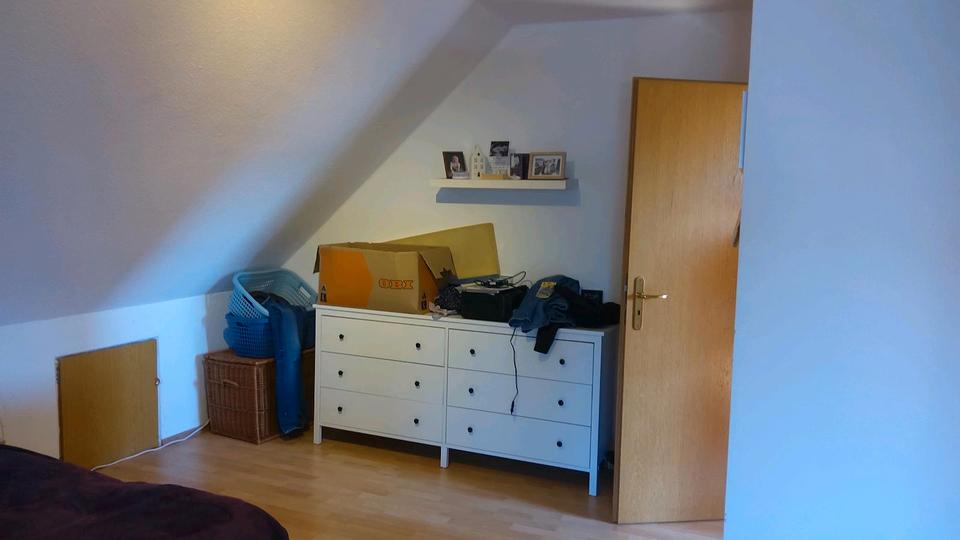 Dachgeschoßwohnung Penzing - 3 Zimmer, 70 m&sup2;, 690&euro; | Angebot:26704309