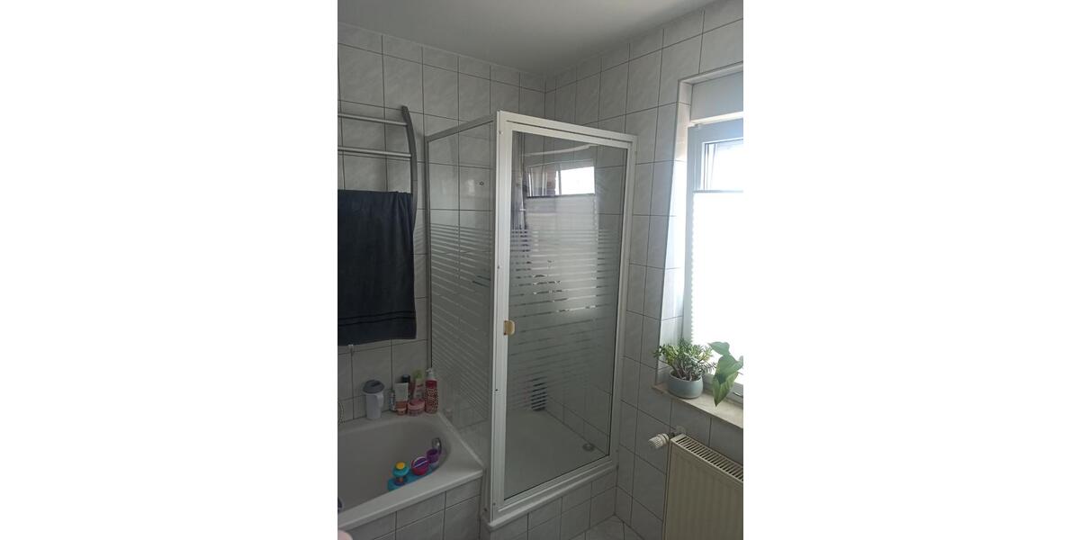 Etagenwohnung Hettstedt - 3 Zimmer, 67 m&sup2;, 380&euro; | Angebot:26545366