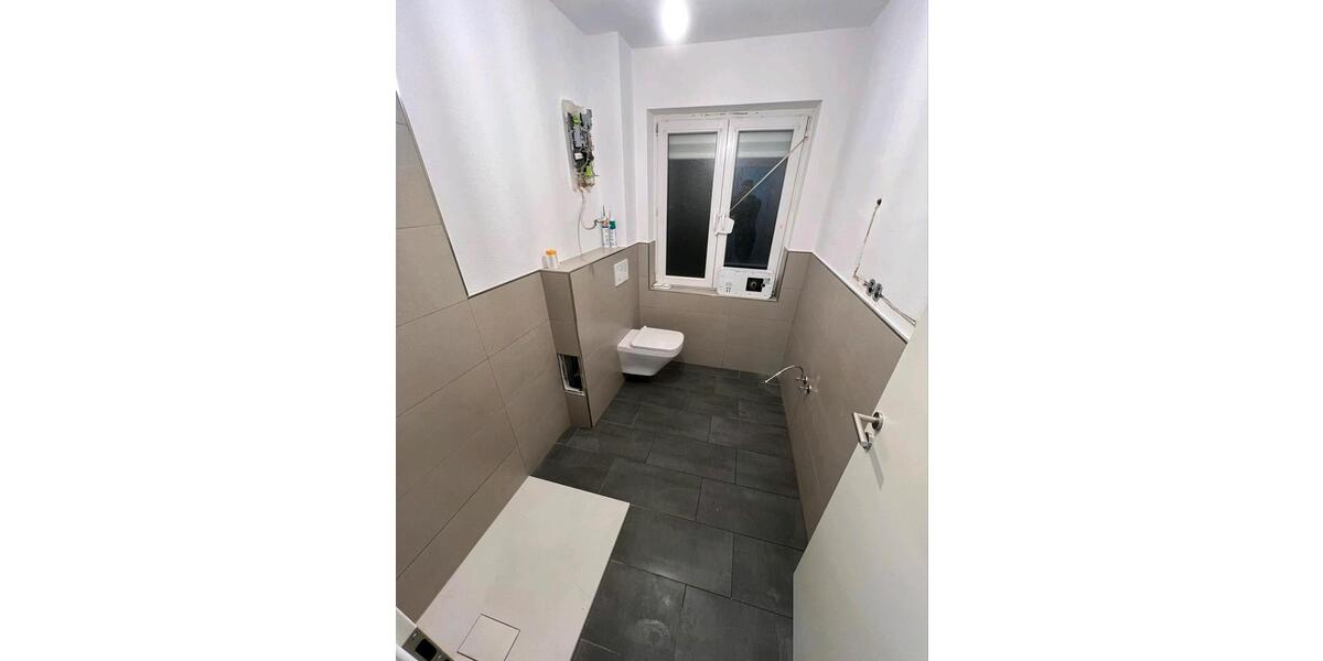 1-Zimmer-Wohnung (komplett saniert) 1 zimmer