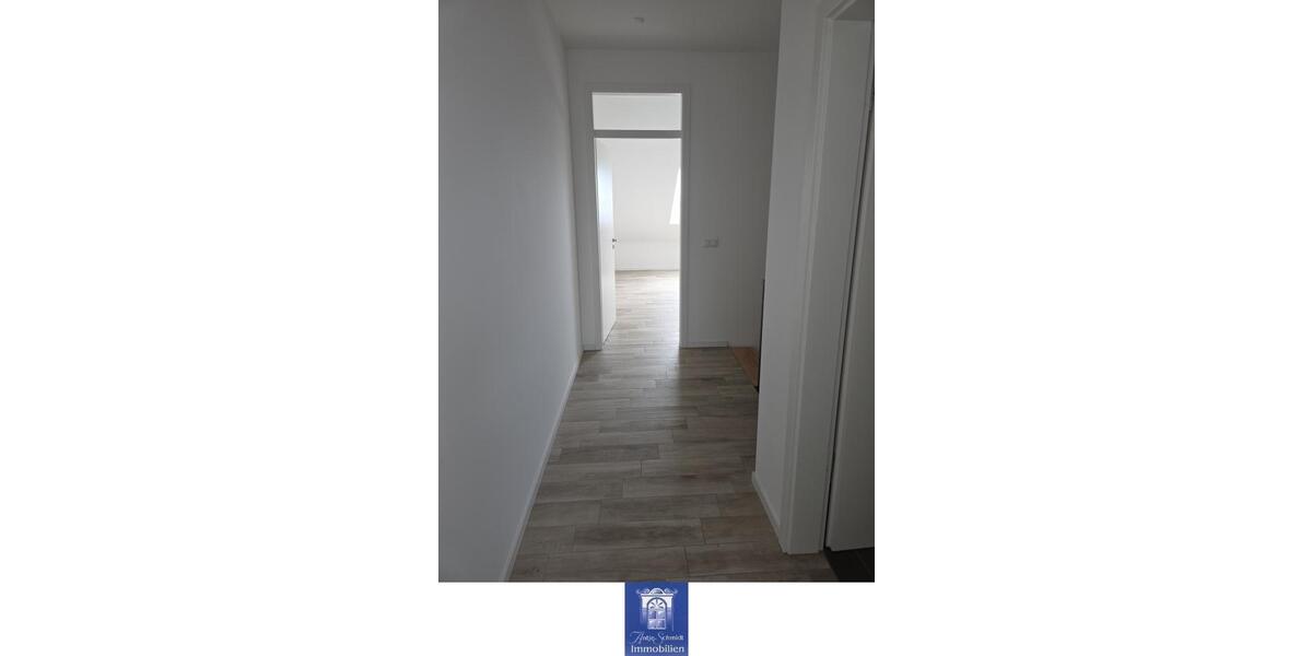 Maisonettenwohnung Weinböhla - 4 Zimmer, 114 m&sup2;, 1.250&euro; | Angebot:26357502
