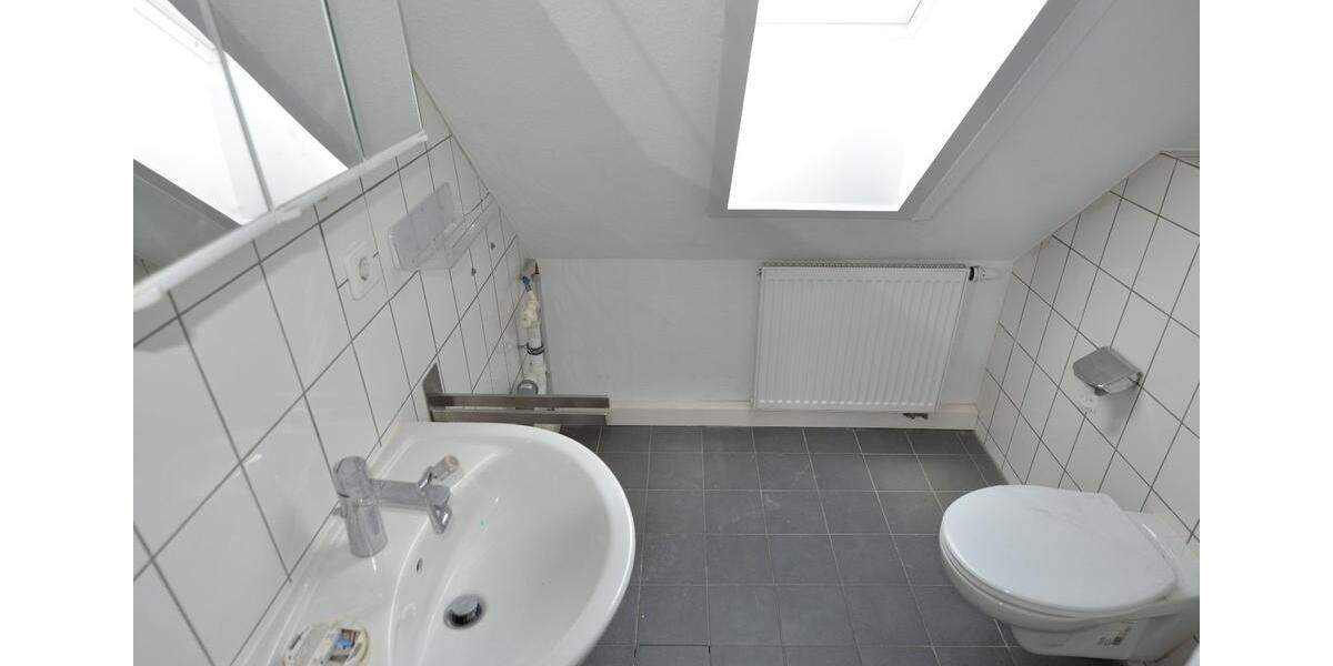 Dachgeschoßwohnung Germersheim - 2 Zimmer, 25 m&sup2;, 370&euro; | Angebot:26665546