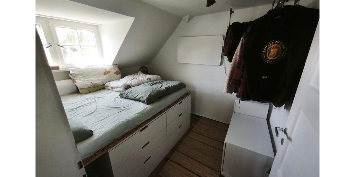 Wohnen auf Zeit Gräfelfing - 7 Zimmer, 160 m&sup2;, 867&euro; | Angebot:26475368