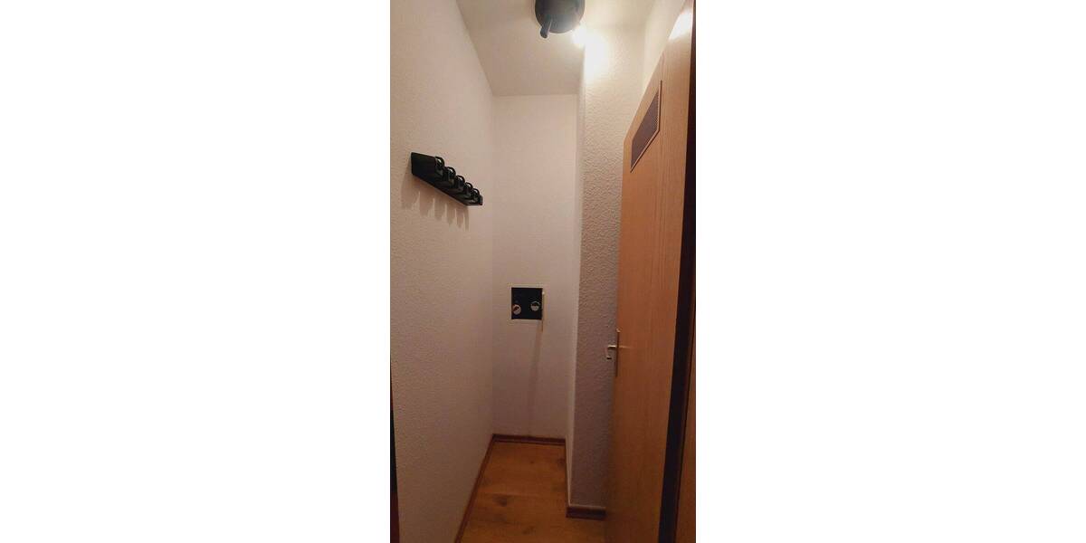Etagenwohnung Plauen Preißelpöhl - 2 Zimmer, 64 m&sup2;, 320&euro; | Angebot:26672272