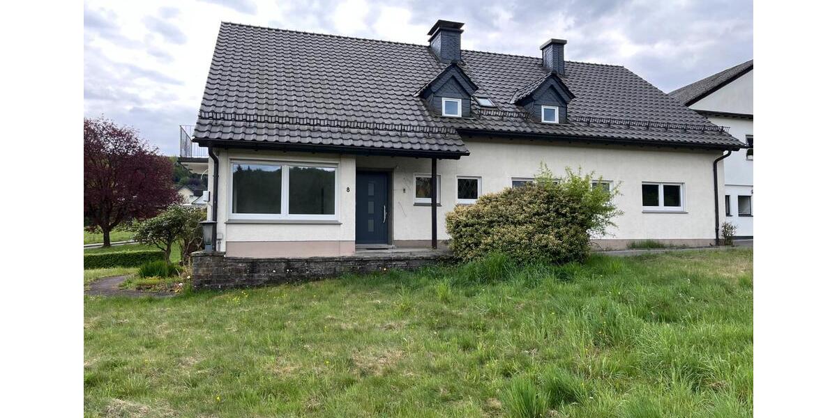 Dachgeschoßwohnung Attendorn - 4 Zimmer, 95 m&sup2;, 810&euro; | Angebot:26610389