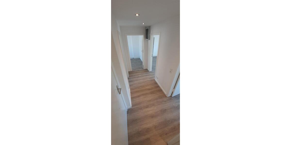 Etagenwohnung Heide - 3 Zimmer, 60 m&sup2;, 600&euro; | Angebot:26032332