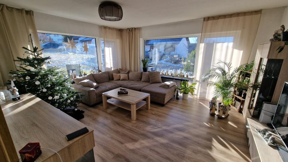 Lichtdurchflutete, schöne helle und großzügige 3,5-Zi-EG-Whg 3.5 zimmer