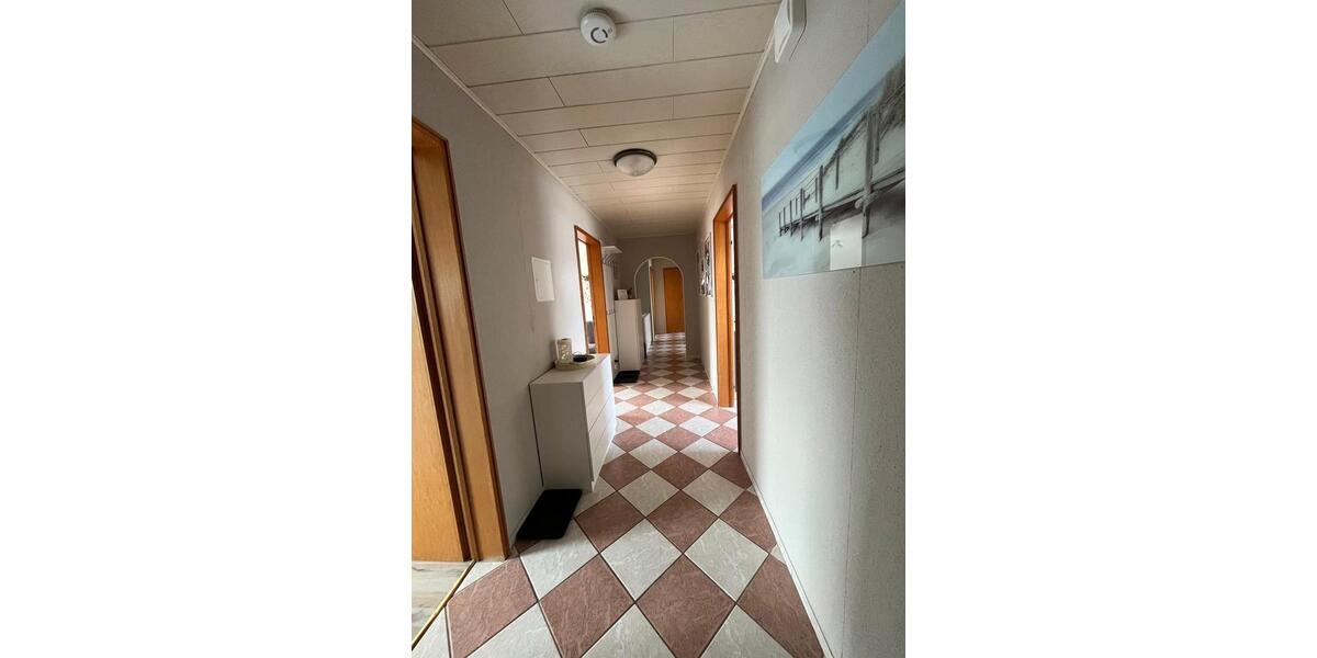 Dachgeschoßwohnung Heusweiler - 4 Zimmer, 106 m&sup2;, 670&euro; | Angebot:26251612