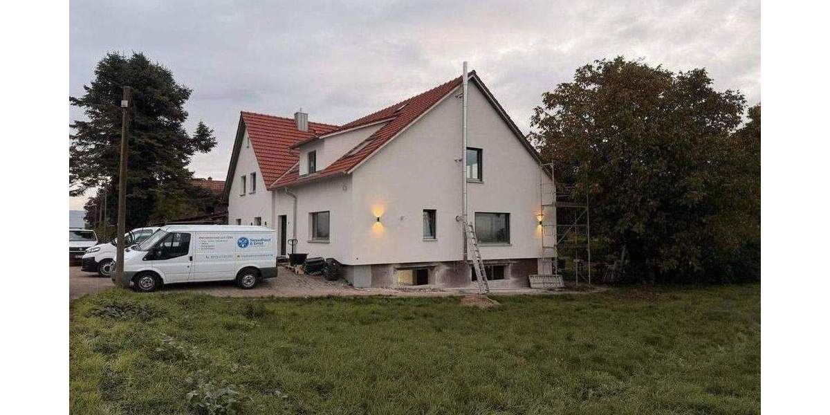 Moderne Doppelhaushälfte mit großem Garten & hochwertiger Ausstattung in ruhiger Lage - Grenzhof 5 zimmer