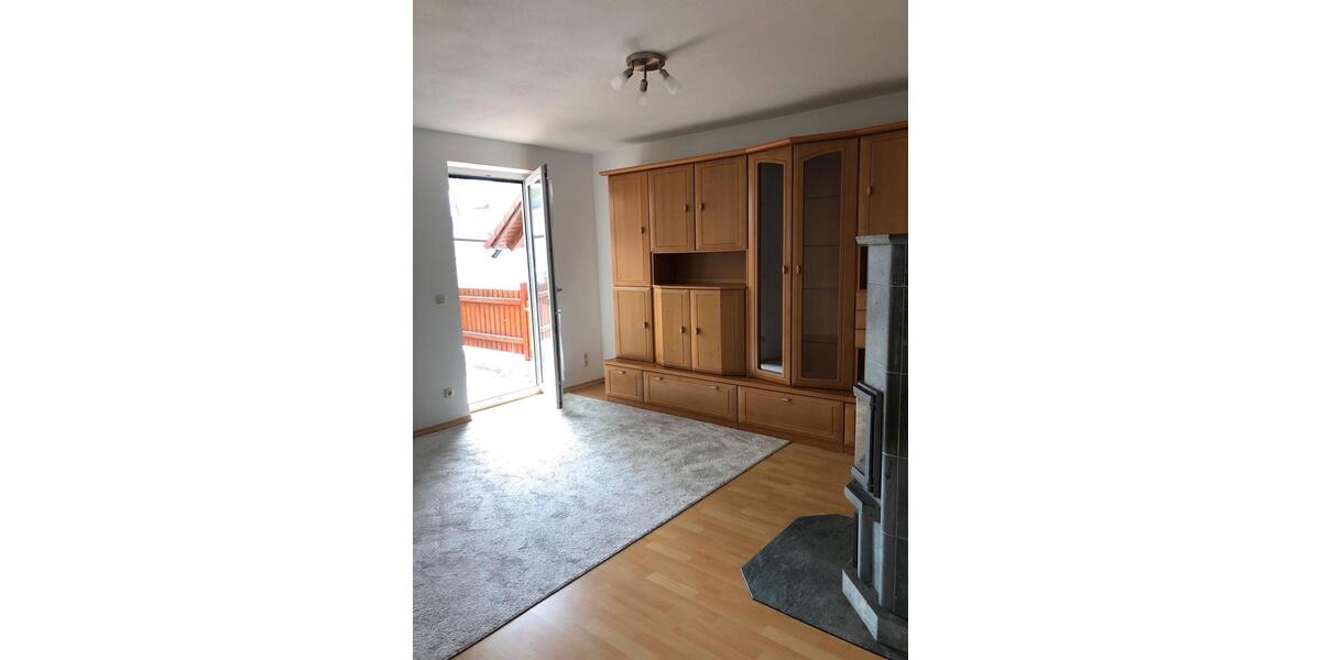 Doppelhaushälfte Rottenburg an der Laaber - 5 Zimmer, 120 m&sup2;, 1.150&euro; | Angebot:26041045