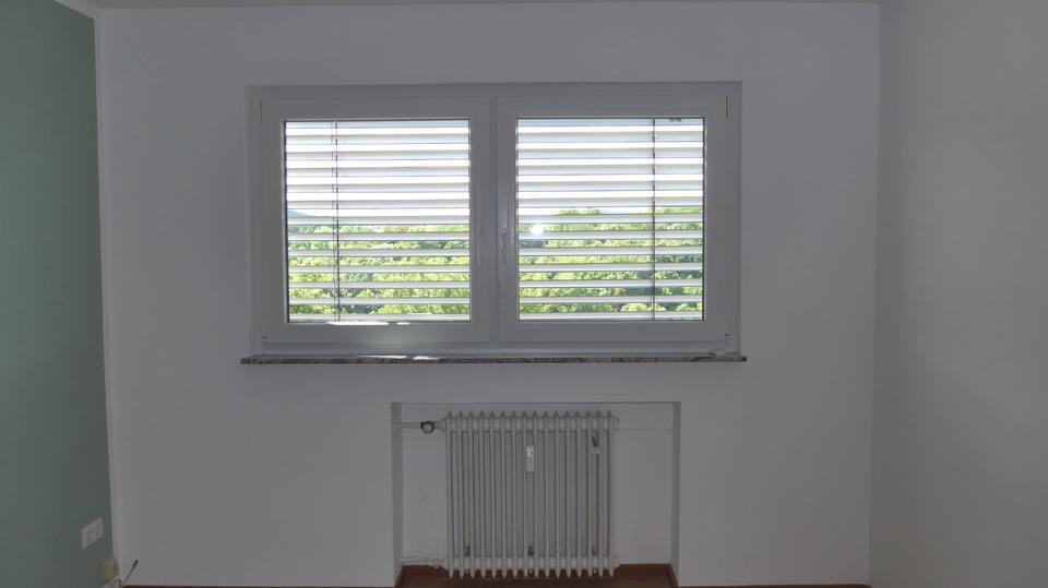 Sonnige Dachgeschoßwohnung mit herrlichem Ausblick ins Grüne