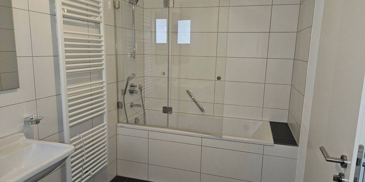 Etagenwohnung Markdorf - 2 Zimmer, 86 m&sup2;, 1.075&euro; | Angebot:24451100