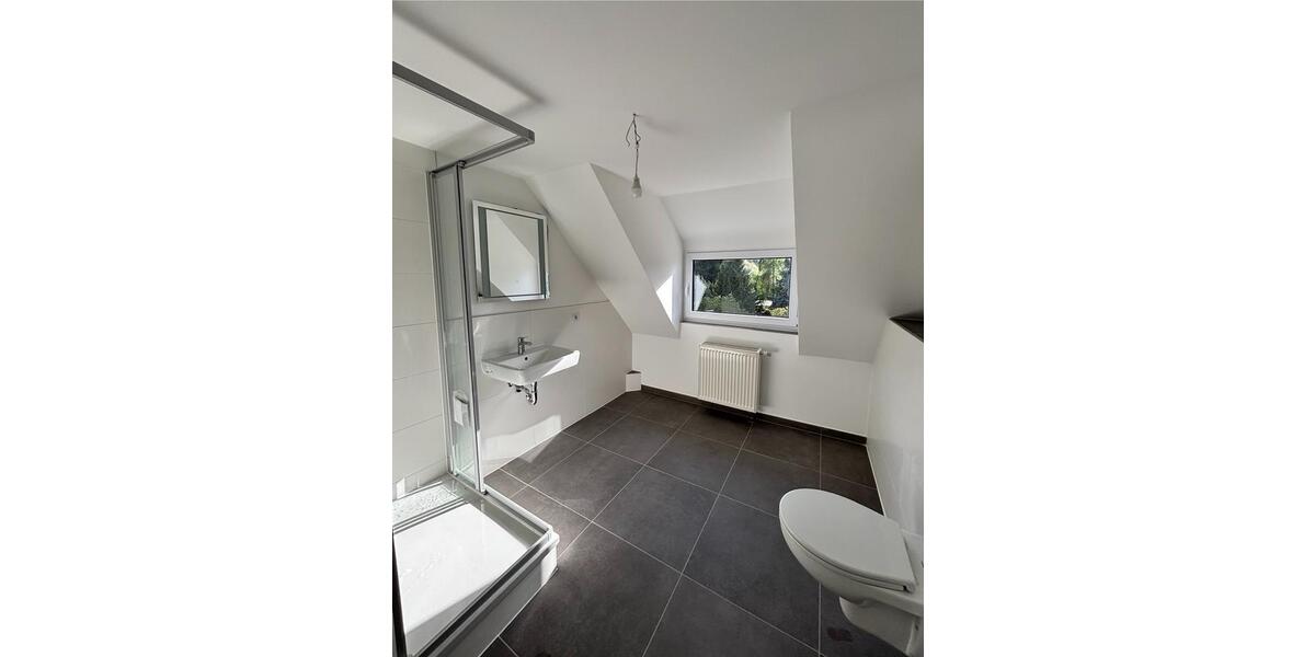 Dachgeschoßwohnung Weißenfels - 2 Zimmer, 66 m&sup2;, 595&euro; | Angebot:26272190