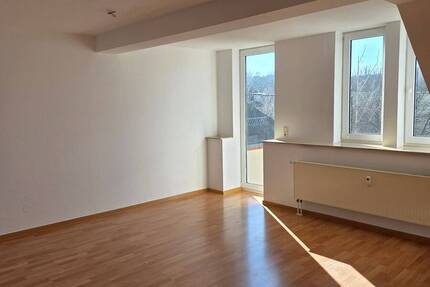 großzügige 4-Raum-Wohnung mit außergewöhnlichem Tageslichtbad 4 zimmer