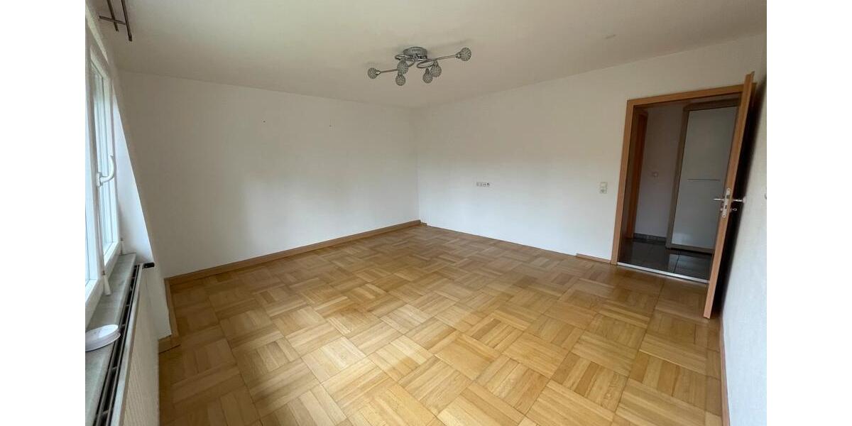 Etagenwohnung Rothenburg ob der Tauber - 4 Zimmer, 97 m&sup2;, 1.050&euro; | Angebot:26610677
